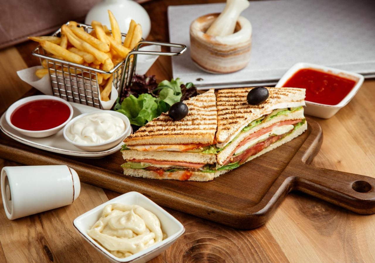 Bloom Hotel - Gachibowli Χιντεραμπάντ Εξωτερικό φωτογραφία